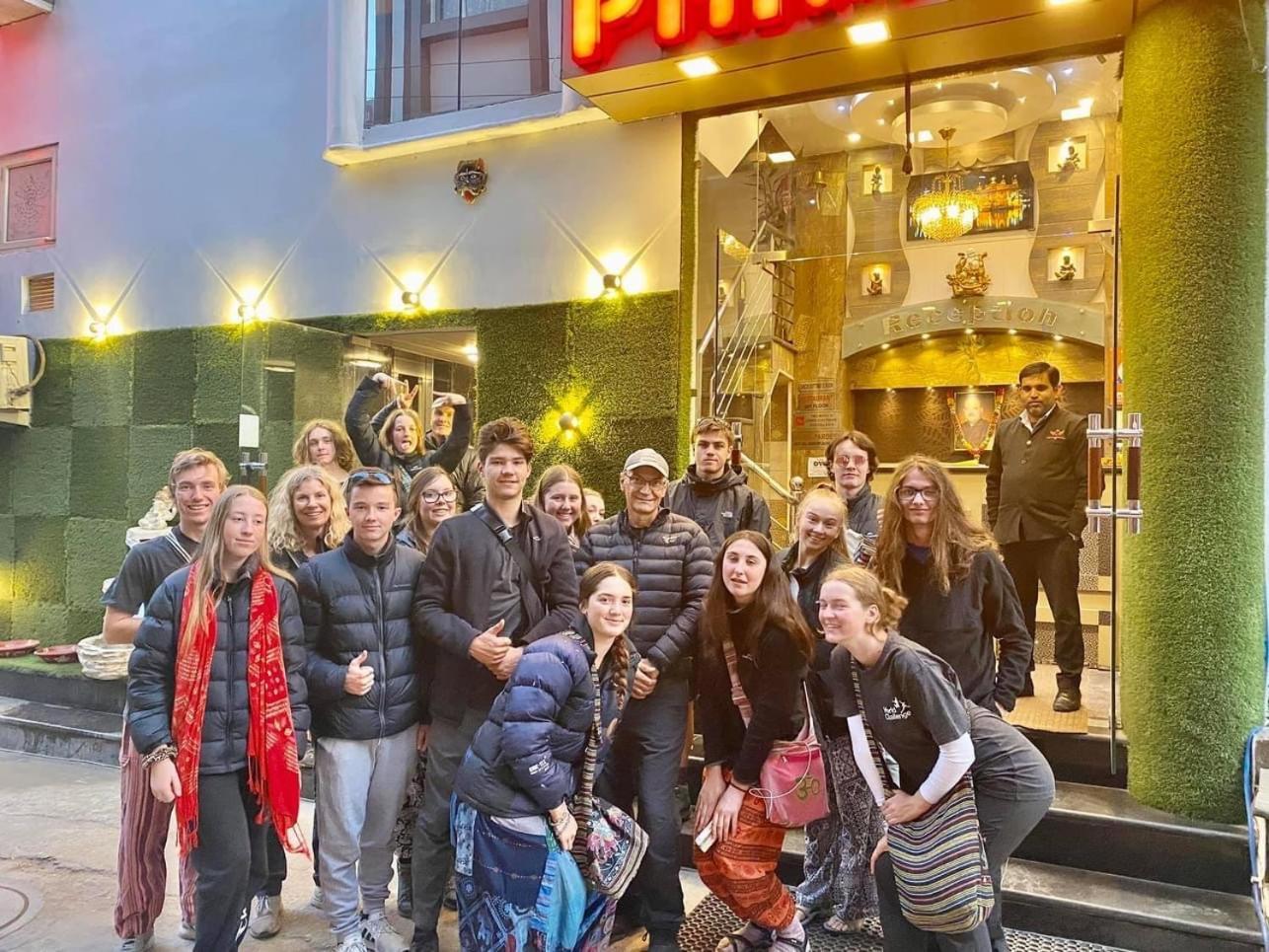 Hotel Pardesi Haridwār Exteriör bild